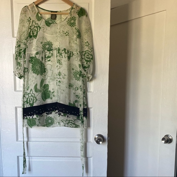 Anthropologie garden party dress. Brand is Fei. XS. Looks great. Super light. - Picture 2 of 7